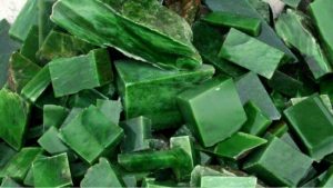 đá phong thủy tại yên bái, sinh năm 1988 đeo đá màu gì